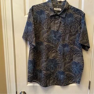 Tommy Bahama Short Sleeve shirt